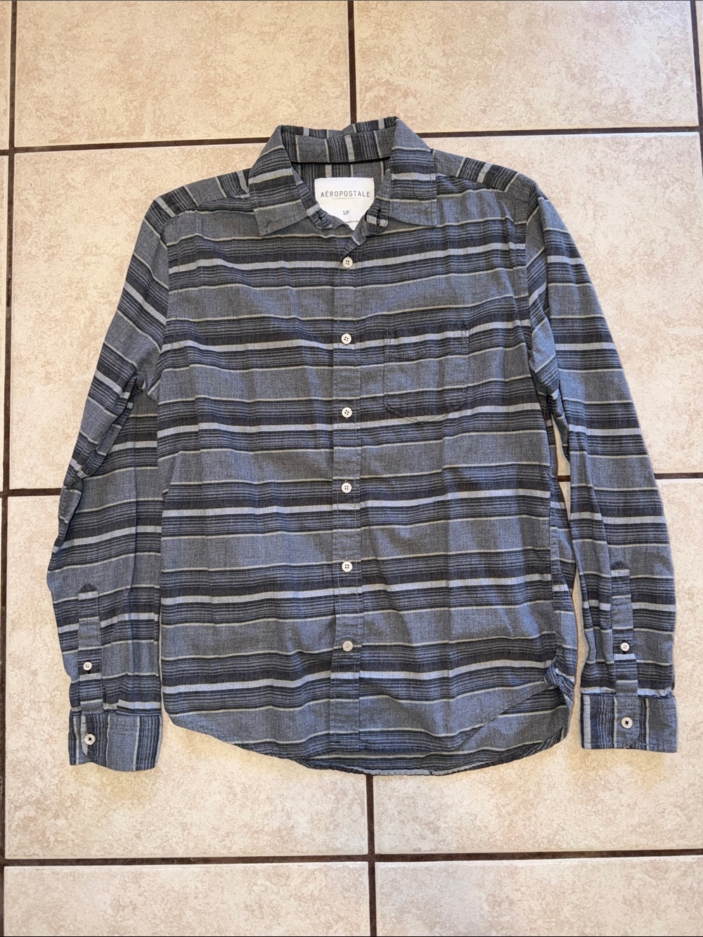 Aeropostale Men's Navy and Gray Striped Button-Down Shirt
